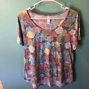 Lularoe classic tee